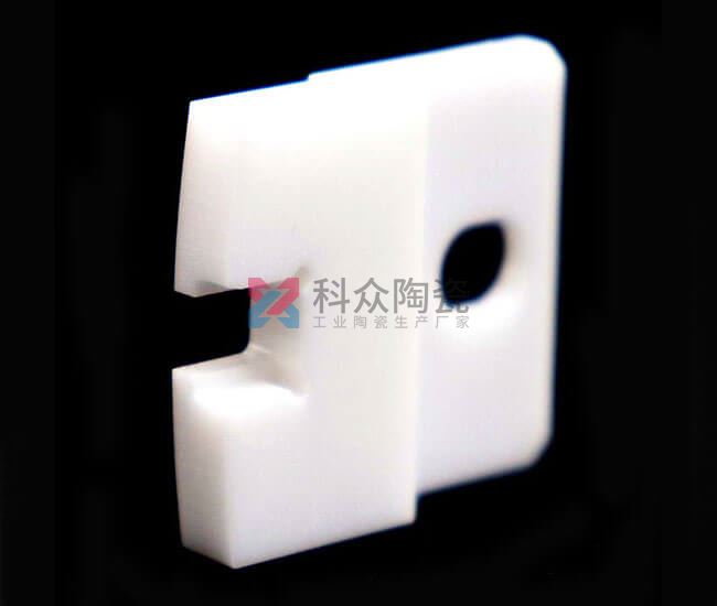 導致氧化鋯陶瓷結構件變形的原因有哪些呢?(圖)